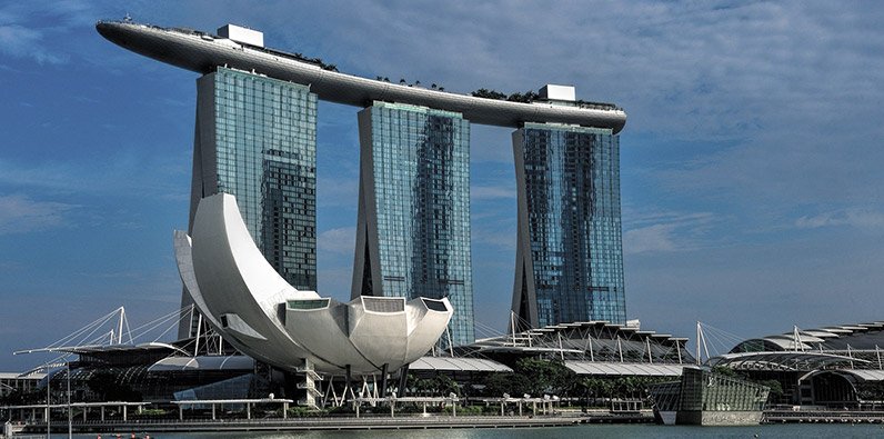 Marina Bay Sands et la plus grande piscine à débordement du monde