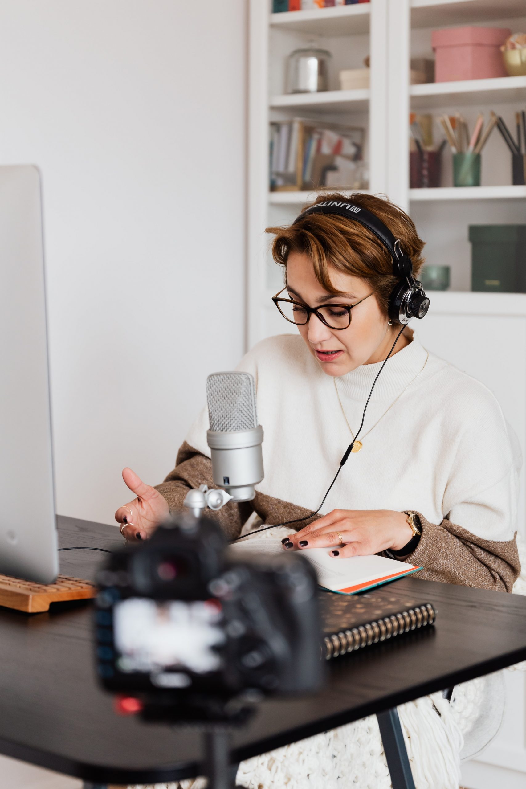 Comment devenir YouTubeur: compte, caméra et convertisseur vloggeur en France 2021