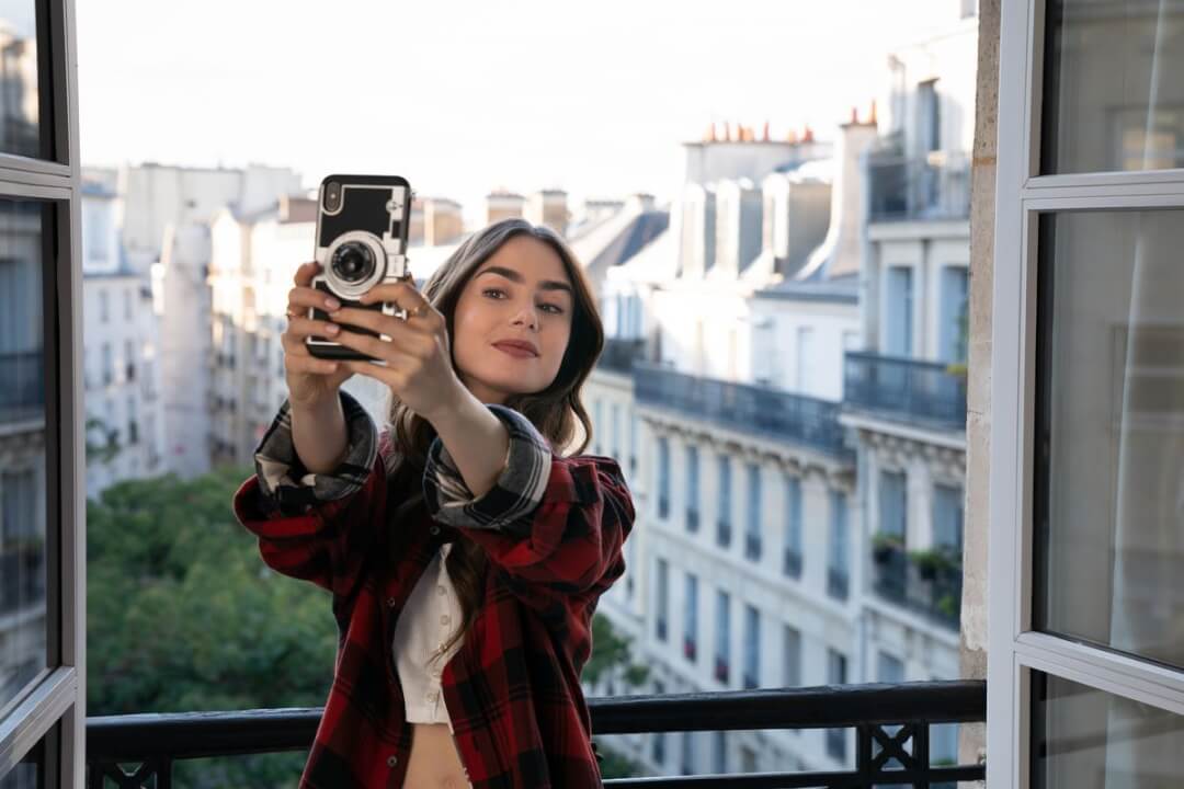 emily in paris lily collins saison 2 netflix