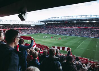 pexels photo 1884574 350x250 - Découvrez Comment Regarder PSG vs Milan AC En Direct : Tout Ce Que Vous Devez Savoir !